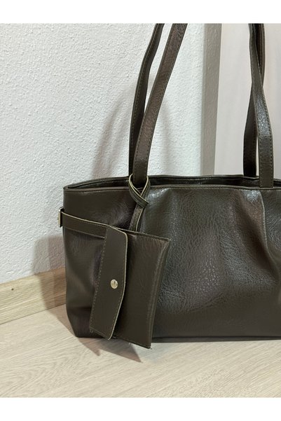ZEYS Stylish Faux Leather Women's Shoulder Bag with Belt Detail and Wallet Accessory
