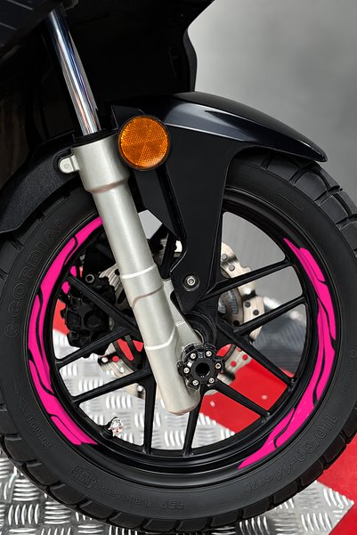 Banxtre Cutout v2 rim strip sticker set (front & rear, full coverage) - compa...