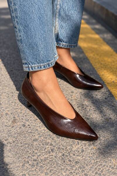 I Love Shoes Ровя Дамски обувки на ток от матова кожа с крокодилски принт, тъ...