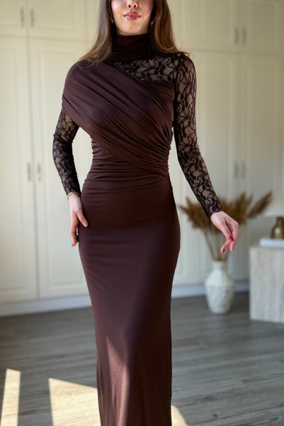 Dilay Gökoğlu Butik Shoulder Detailed Lace Sandy Fabric Maxi Brown Dress