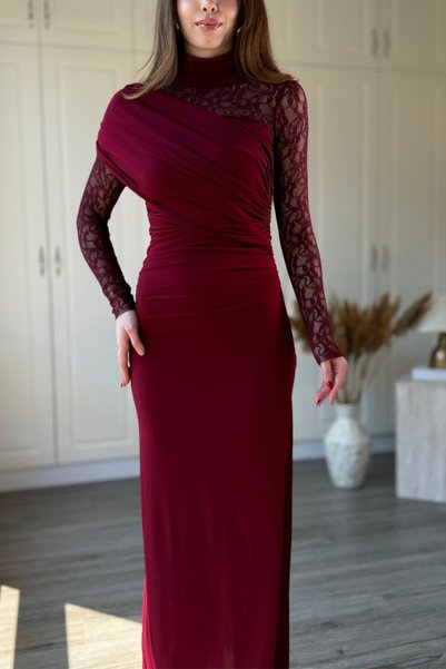 Dilay Gökoğlu Butik Shoulder Detailed Lace Sandy Fabric Maxi Burgundy Dress