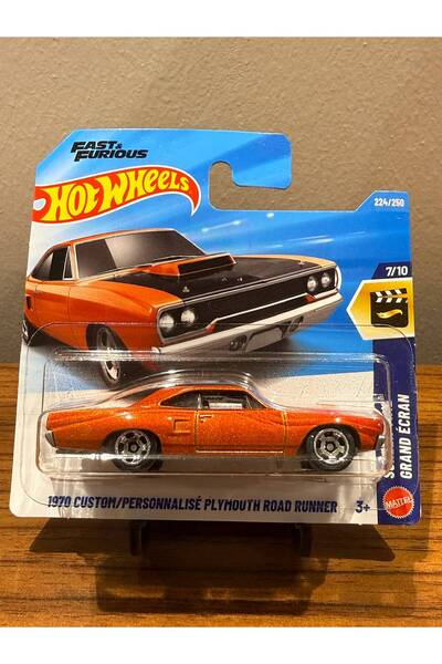 HOT WHEELS 1970 Custom Plymouth Road Runner Screen Time Orange Toy Car