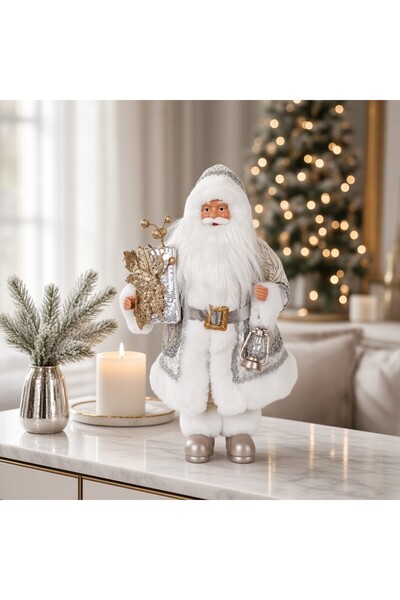 Ornament24 Figurina Mos Craciun cu haine albe si argintii, felinar si cutie d...