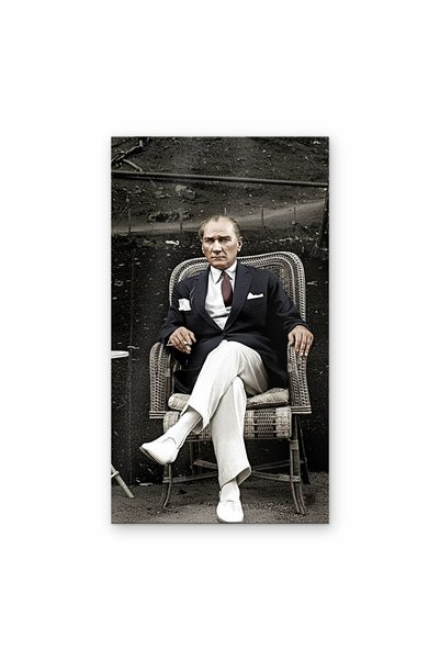 Genel Markalar Atatürk Temali Cam Tablo | Karizmatik Portre Duvar Dekoru