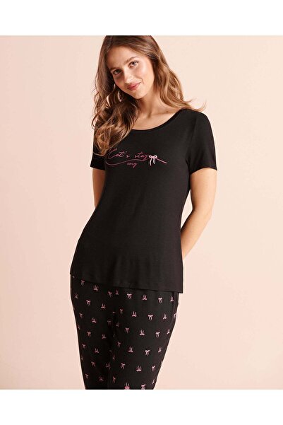 La Vie en Rose Let's Stay Cozy Print Soft Jersey Short Sleeve T-shirt