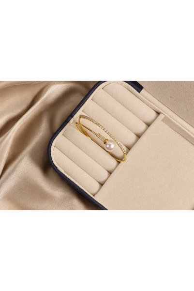 Maius Co. Pearl Detailed Adjustable Zircon Stone Waterway Clamp