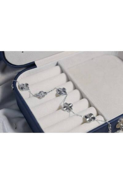 Maius Co. Brand Model Stainless Steel Clover Bracelet