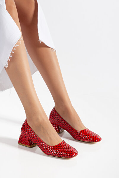 simplicity Women's Red Embossed Patterned Thick Short Heeled Shoes