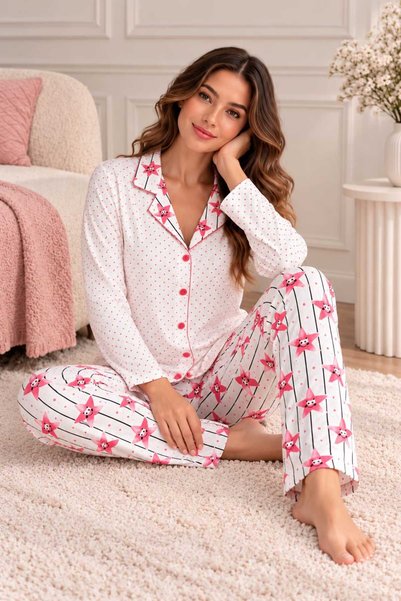 Sude HOMEWEAR Yıldız Desenli Kadın Önden Düğmeli Pijama Takımı
