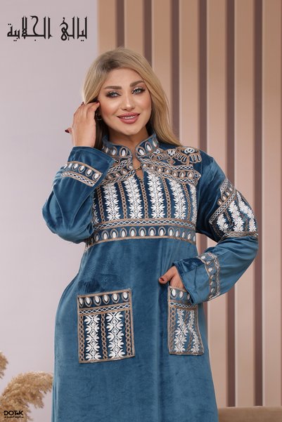 Lyaly aljlabyh ليالي الجلابية جلابية مخمل ملكي أزرق بترولي مطرزة أبيض نسائية ...