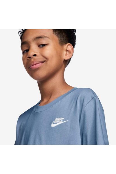 Nike Boys' Lifestyle T-Shirt _ FZ5177-486