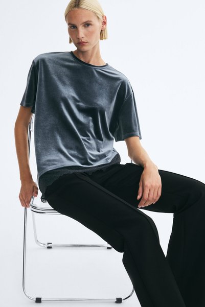 H&M Dantel Şeritli Velur Üst