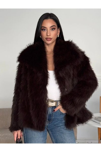 D'RECCY Women's Wide Collar Short Premium Plush Fur Coat