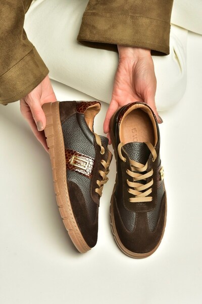 Fox Shoes Z555101061 Brown Genuine Suede Leather Sports Shoes Sneakers