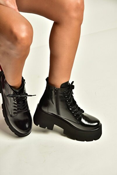 Fox Shoes J820060060 Black Rustic Thick Soled Women's Boots