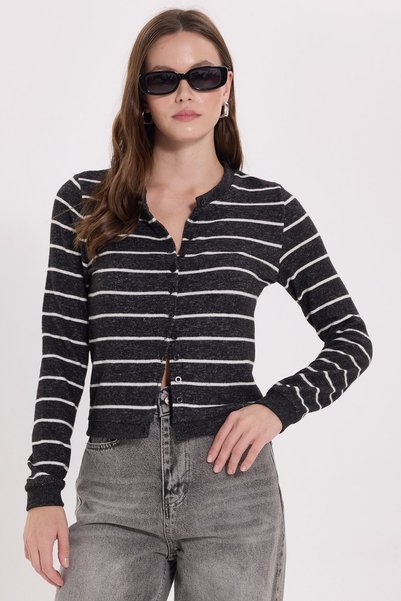 Tudors Kadın Slim Fit Dar Kesim Bisiklet Yaka Düğmeli Likralı Antrasit Beyaz ...