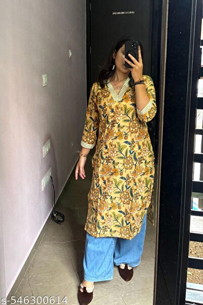 Generic Brand Stylish Cotton Blend Floral Fancy V Neck Kurti