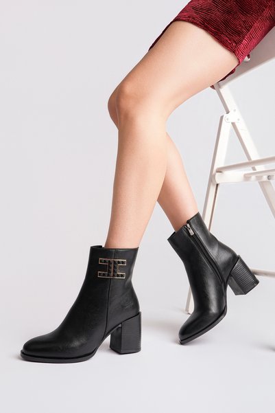 BAHRİNA Women's Thermo Rubber Sole Buckle Boots