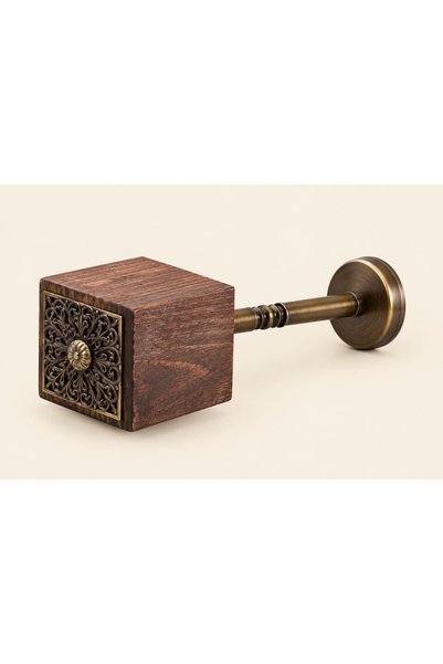 Madame Stella Dekoratif Renso Perde Tutucu 6x6 cm Ahşap Metal Çiçek Desenli D...