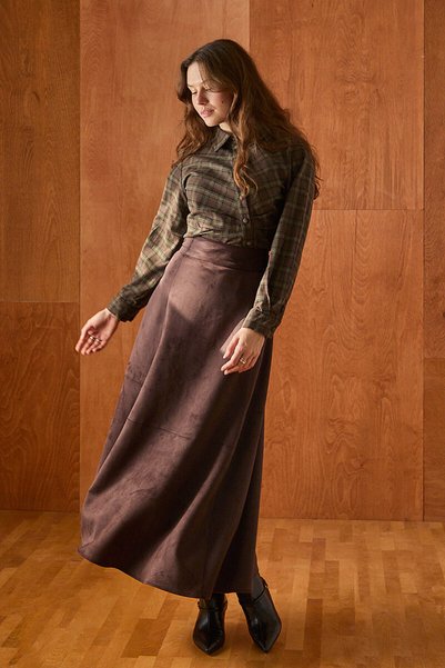 ZÜLAYS Suede Cut-Out Button Detailed Skirt Brown