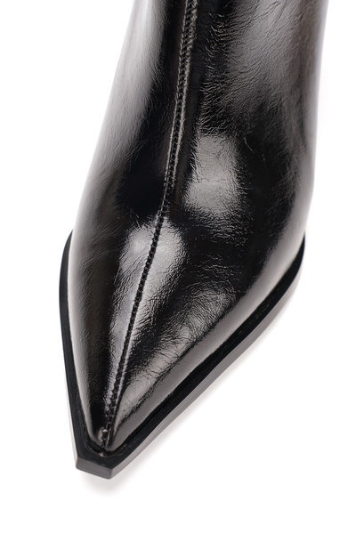 DYG STORE Accessories: Tasseled Thick Heeled Pointed Toe Women's Boots