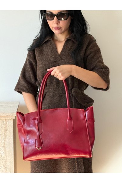 lalettobags Women's Mila Model Shiny Leather Shoulder Bag