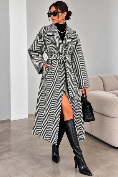 BEYUSİRA Women's Herringbone Patterned Belted Long Cashmere Coat Model