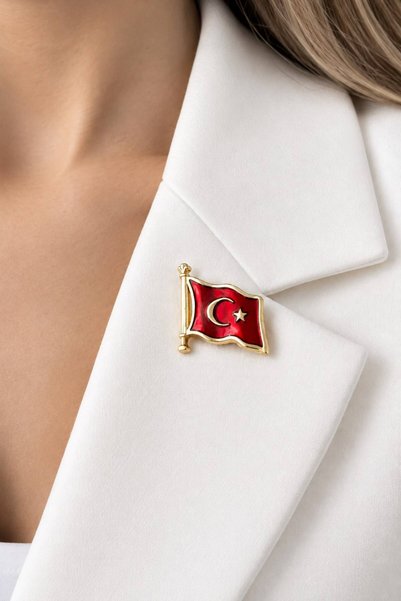 MRK Altın Rengi Türk Bayrağı Yaka Rozeti Broş