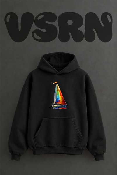 VSRN سويت شيرت أسود كبير الحجم بقلنسوة وتصميم ملون على شكل مراكب شراعية مطبوع...