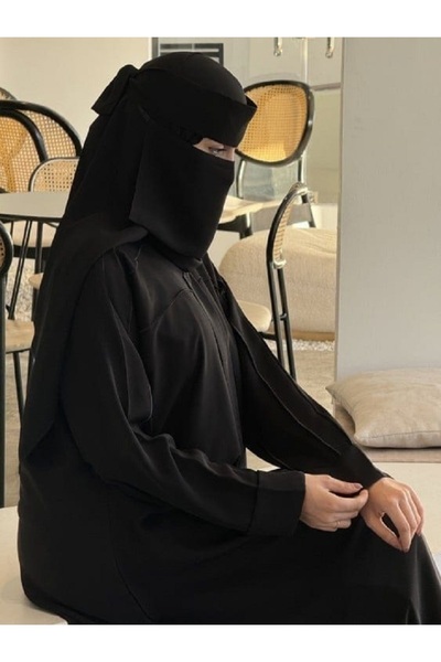 Rosana Moon abaya
