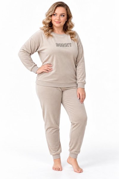 cotonhause Kadın Büyük Beden Uzun Kol Kadife Kumaş Bej Pijama Takımı C2T0N07