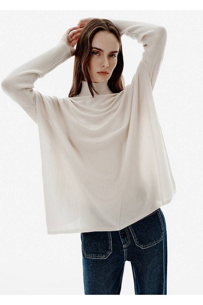 Knitss تونيك تريكو بيج بأكمام على شكل خفاش بنمط مرقع