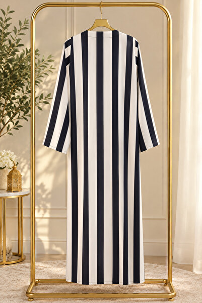 Meemabaya Monochrome stripe abaya