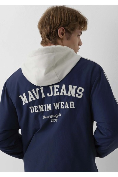 Mavi M0110623 Jeans Baskılı Kapüşonlu Erkek Mont LACİVERT