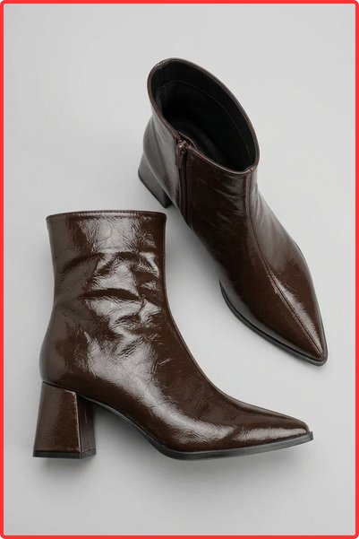 diya shoes Γυναικείες μαύρες δερμάτινες μπότες με τακούνι και μυτερή μύτη της...