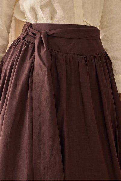 QANU Belted Voile Skirt Brown