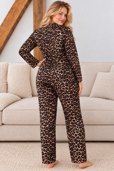 rindahomewear طقم بيجامة نسائي فاخر من جلد الغزال بأزرار وأكمام طويلة ومقاس كبير