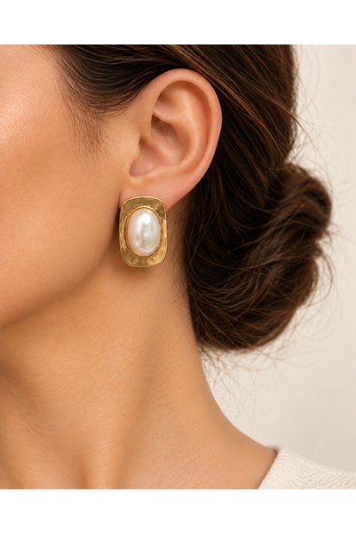 WCS White Collar Studio İnci Detaylı Gold Vintage Küpe