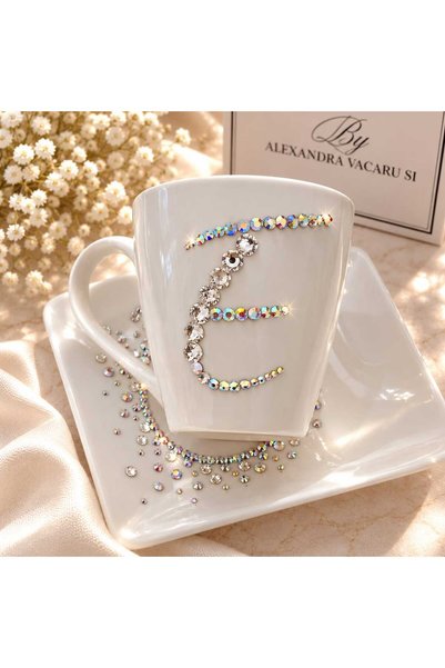 by Alexandra Vacarusi Set ceasca si farfurie ,alb,36cl,cadou personalizat,