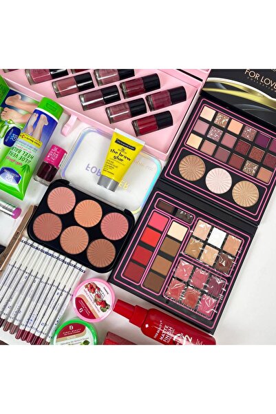 FOR LOVER Vip All-In-One Makeup and Beauty Kit - the Ultimate 60+ Piece Box