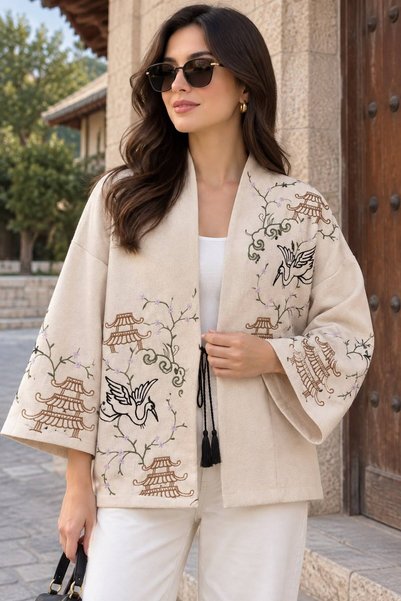 Lavanta Tekstil Japanese Sakura Flower Embroidered Design Cashmere Jacket
