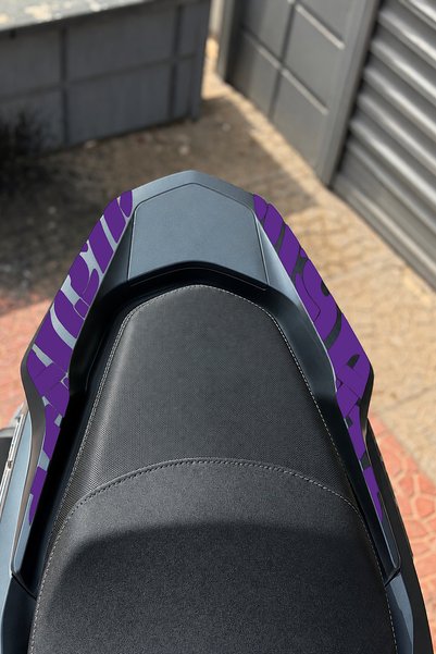 Banxtre Honda PCX Deluxe için Kuyruk Üstü Tribal Desen Sticker (2025-2026 Uyu...