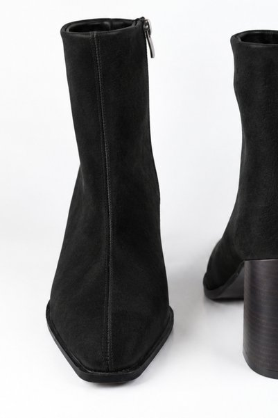 VARENZA WOMAN SHOES Block Heeled Suede Women's Short Boots