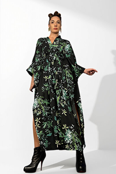 Quincey Green Patterned Long Kimono