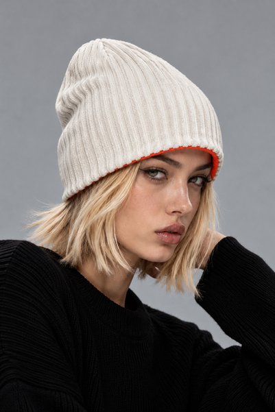la polario Velvet Mood Corduroy Fleece Winter Beanie