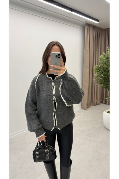 MELLOW Cardigan with Stitching Detail