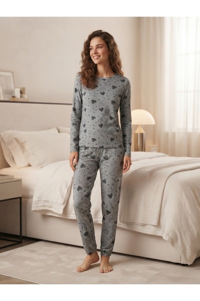 Glowzia Women's Long Sleeve Crew Neck Patterned Pajama Set