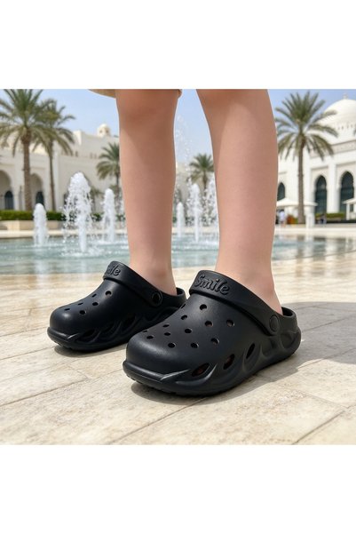 WUXIAO MALL أحذية كلوغز مطبوعة بتصميم ابتسامة الأطفال، صنادل بفتحات تسمح بالت...