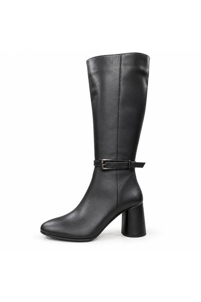 NİSH EXCLUSİVE Genuine Leather Buckle Detailed Round Thick Heeled Boots