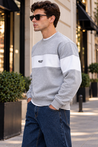Tarz Cool Erkek Şerit Detaylı Believe Baskılı 3 İplik Şardonlu Bisiklet Yaka Sweatshirt